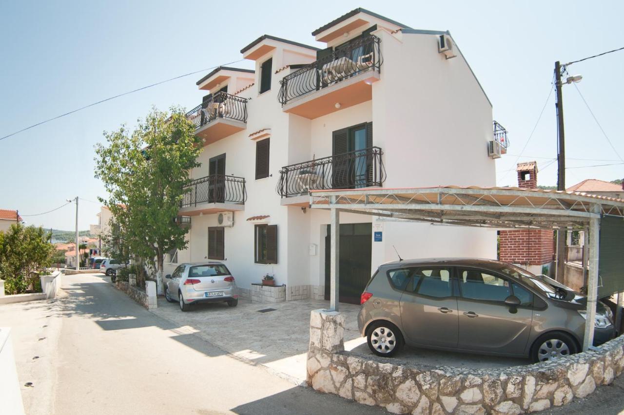 Apartments By The Sea Slatine, Ciovo - 12176 Ngoại thất bức ảnh