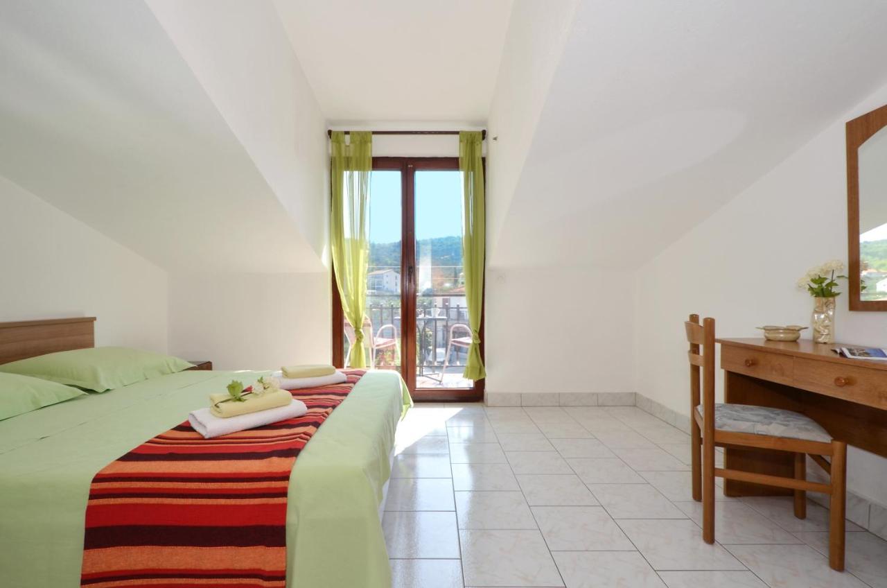 Apartments By The Sea Slatine, Ciovo - 12176 Ngoại thất bức ảnh