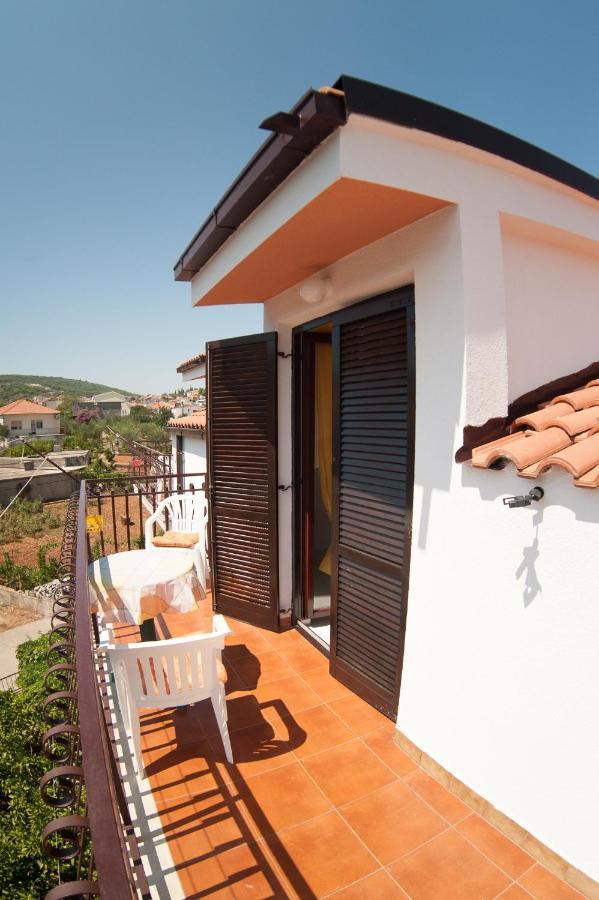 Apartments By The Sea Slatine, Ciovo - 12176 Ngoại thất bức ảnh
