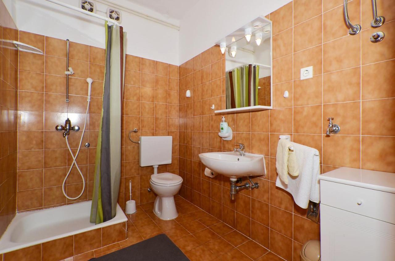 Apartments By The Sea Slatine, Ciovo - 12176 Ngoại thất bức ảnh
