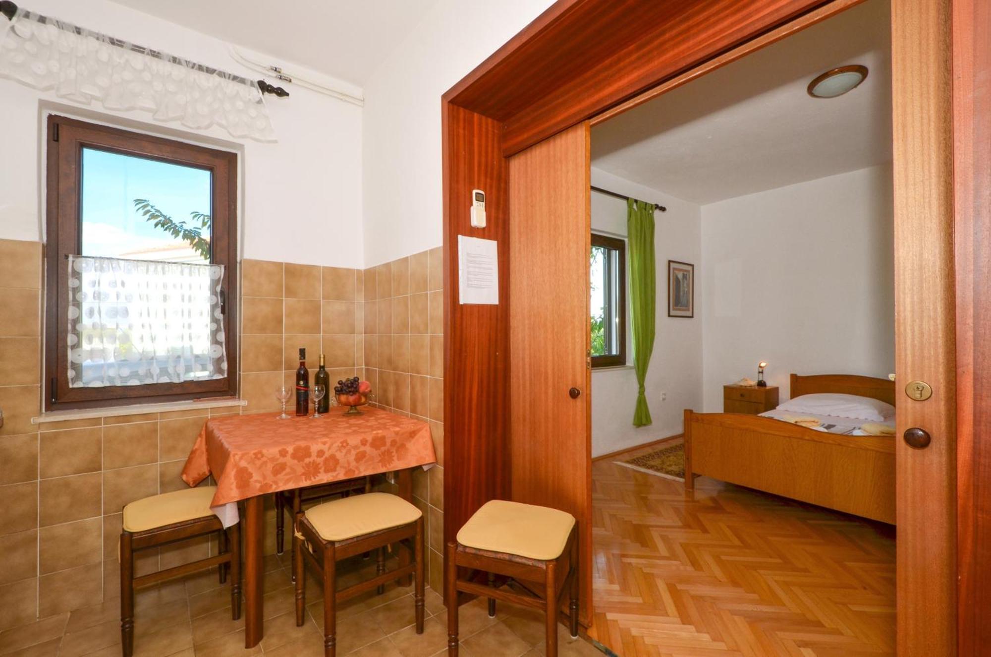 Apartments By The Sea Slatine, Ciovo - 12176 Phòng bức ảnh
