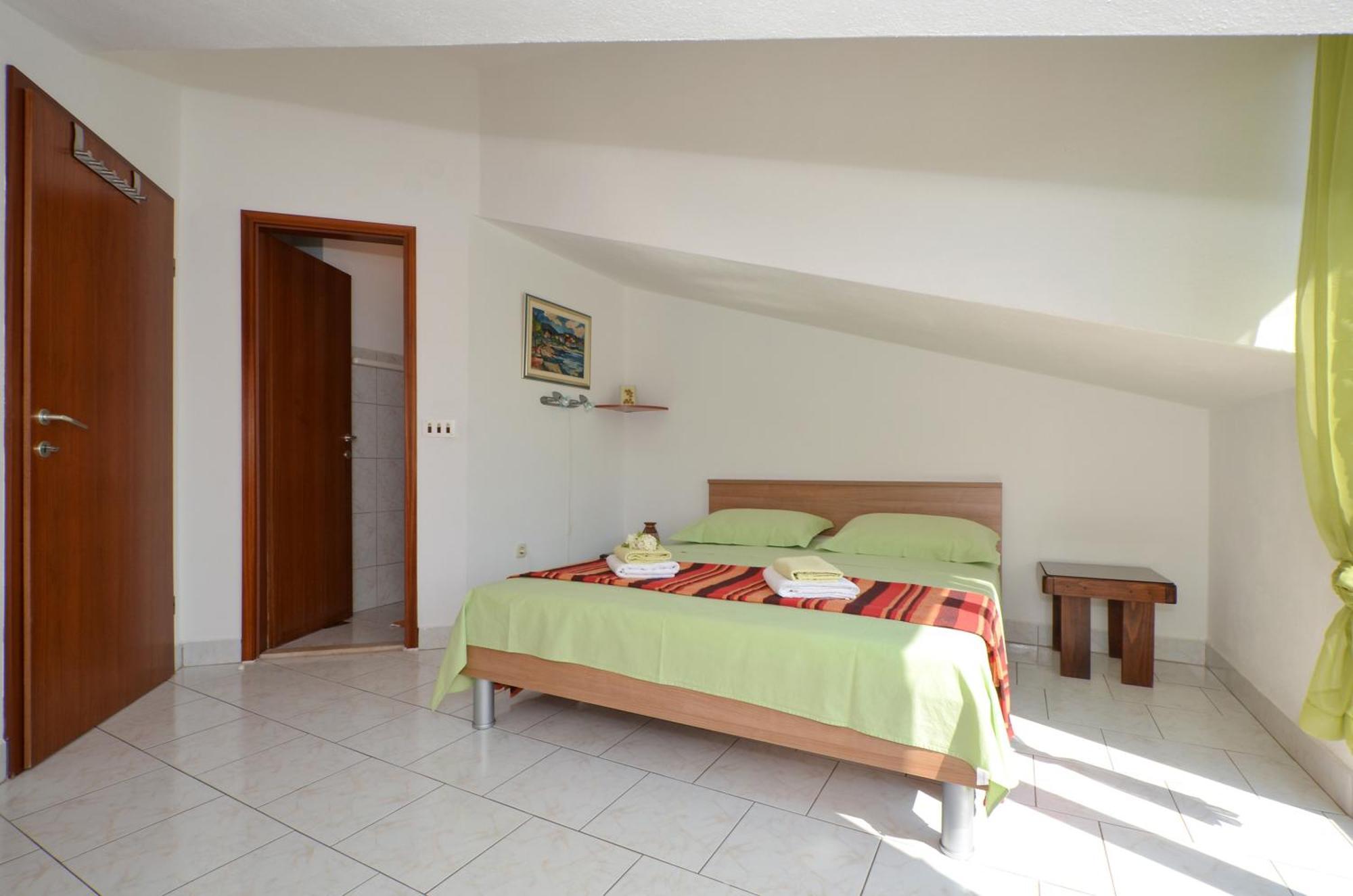 Apartments By The Sea Slatine, Ciovo - 12176 Phòng bức ảnh